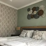 Apartment Eden Algyo