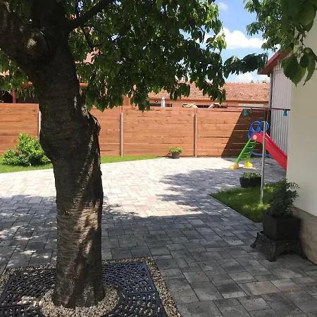 Eden Apartmán Algyo